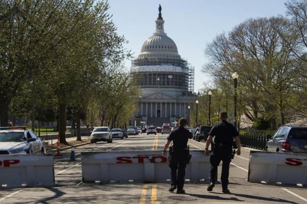 Etats-Unis – Assaut du Capitole: Un ex-conseiller de Donald Trump reconnu coupable d’entrave à l’enquête