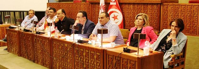 Tunisie – Nidaa Tounes identifie par voie d’huissier notaire les pages facebook qui ont cité des députés du parti en lien avec Jarraya