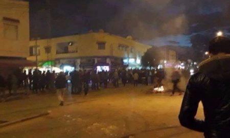 Tunisie: Affrontements nocturne entre forces de l’ordre et jeunes à Sidi Bouzid