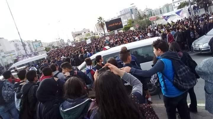 Tunisie- Crise de l’enseignement: Des cours suspendus et des dépassements enregistrés