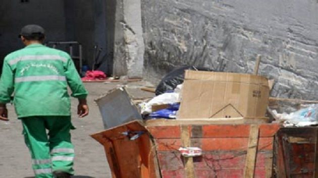 Tunisie: Une prime de salissure au profit des ouvriers chargés de l’assainissement et de la collecte des ordures