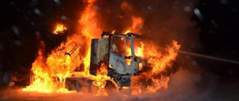 Tunisie – L’incendie d’un camion révèle une grande opération de contrebande