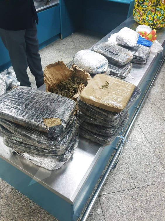 Tunisie : Saisie de 25 kg de marijuana à l’aéroport de Tunis-Carthage