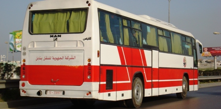 Tunisie – Des resquilleurs caillassent le bus dont ils ont été débarqués