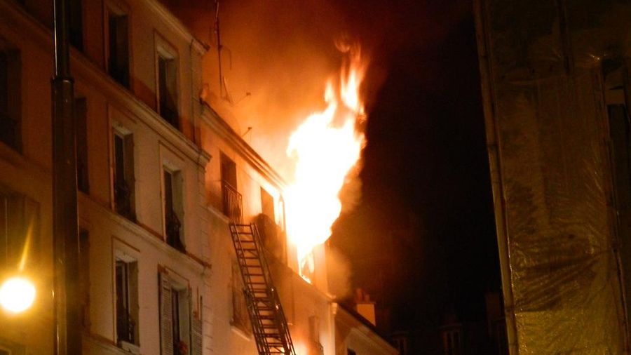 France:  8 morts dans un incendie dans un immeuble à Paris