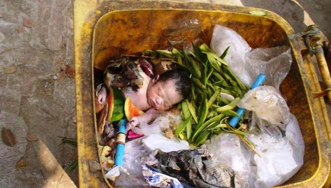 Tunisie – L’Ariana : Un ouvrier de la voirie découvre un nouveau né jeté dans une poubelle