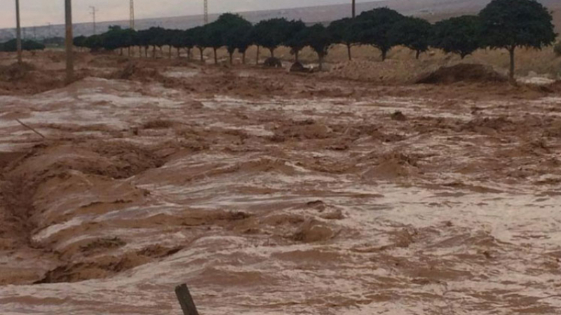 Tunisie: Des inondations interrompent la circulation entre El Alaa et Hajeb Laayoun