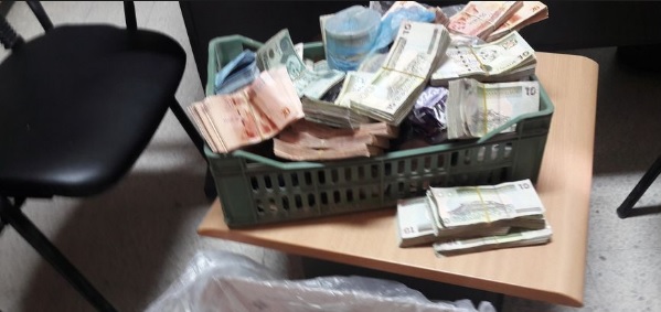 Tunisie – Sidi Bouzid : saisie d’une somme d’argent en devises et en dinars