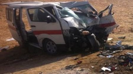 Tunisie: Un mort et 8 blessés dans le renversement d’un taxi “Louage”