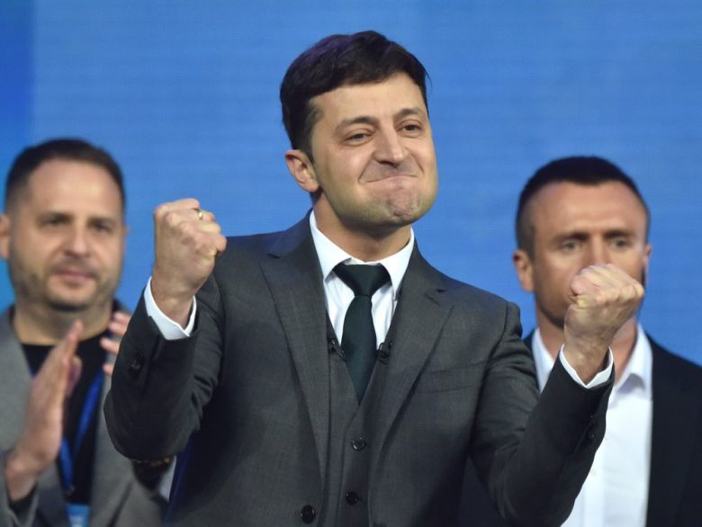 Ukraine- L’ex comédien ukrainien Volodymyr Zelensky devient président