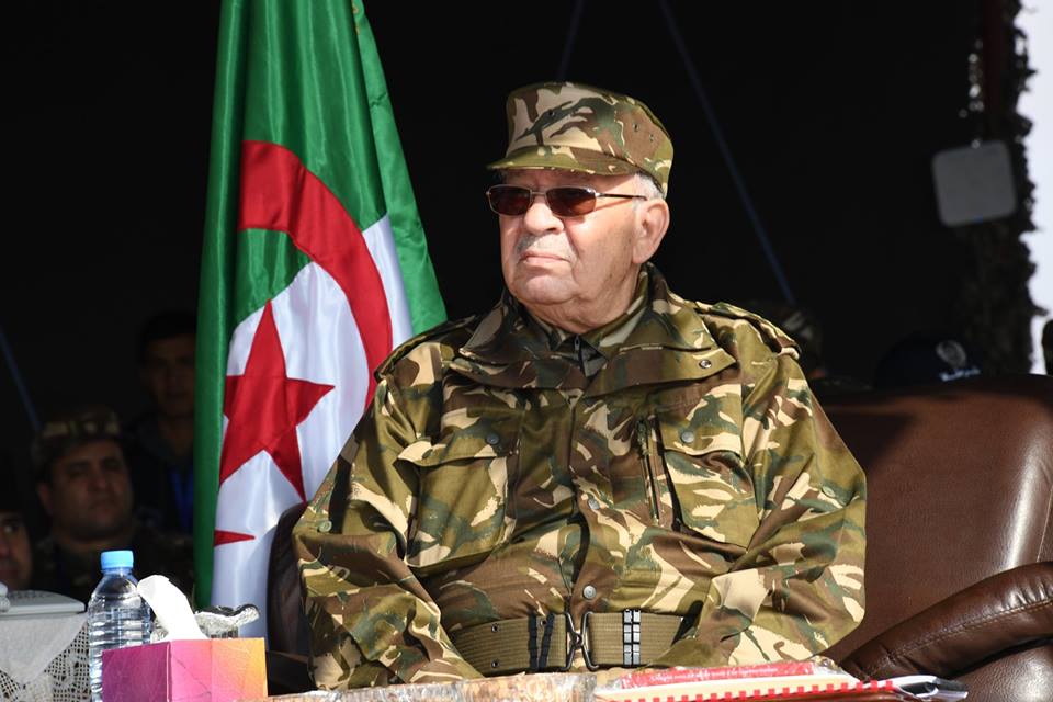 Algérie- L’armée algérienne veillera au suivi de la transition politique