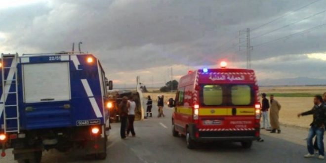 Tunisie: Deux morts dans une collision entre deux camions