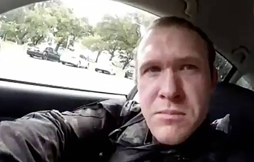 Nouvelle Zélande: l’auteur des attentats de Christchurch, inculpé d’acte terroriste