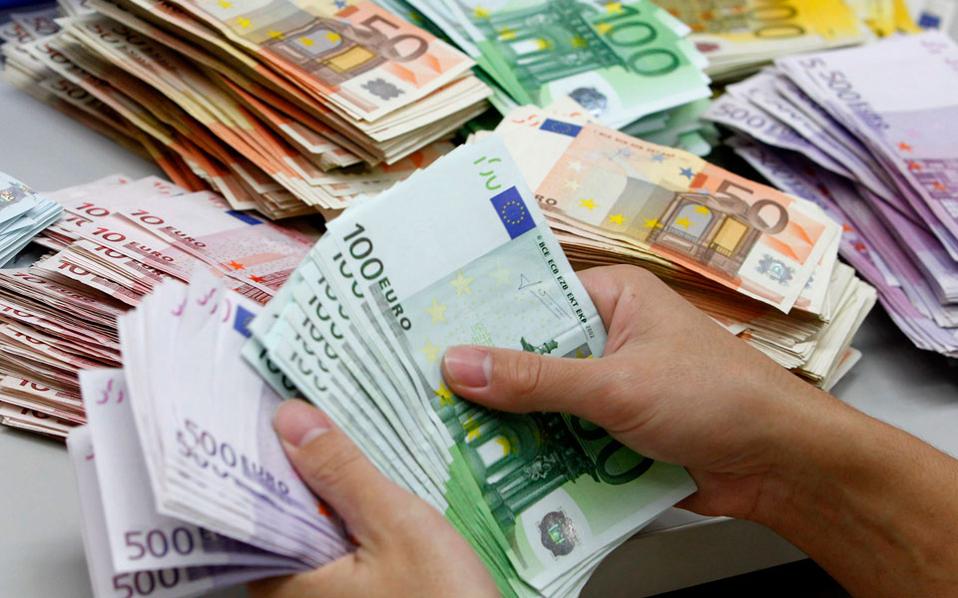 Tunisie: L’Etat emprunte 356 millions d’euros auprès des banques locales