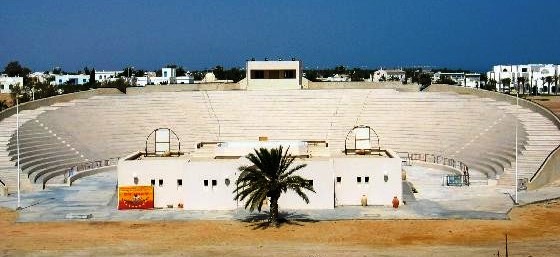 Tunisie – Djerba : Le ministère du Tourisme va aider à la réussite du festival d’Ulysse et à la restauration du théâtre de plein air