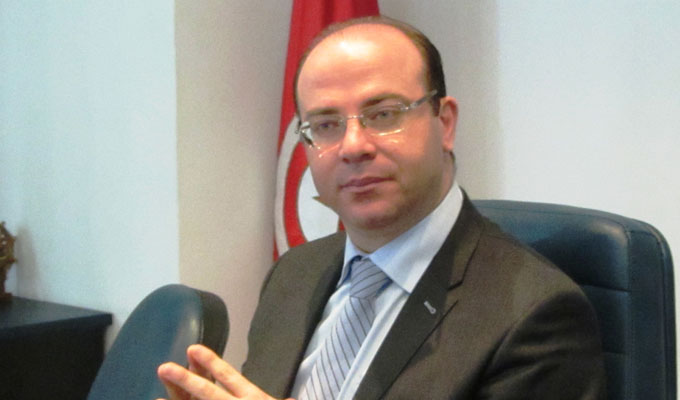 Tunisie: Elyes Fakhfakh accuse le gouvernement de n’avoir pas préservé le niveau des réserves en devises ni le taux de change du dinar