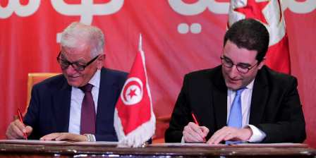 Tunisie – Signature du protocole de fusion entre Tahya Tounes et Al Moubadra