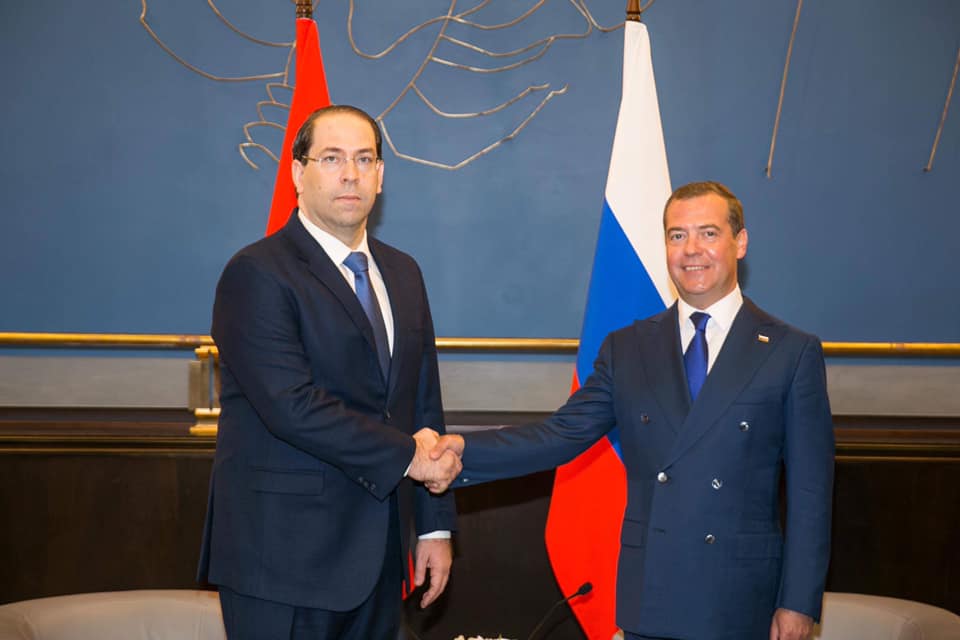 Genève-Youssef  Chahed discute les relations bilatérales avec son homologue russe