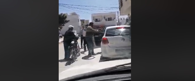 Tunisie – VIDEO: L’agresseur des agents de contrôle économique à Boumhal obtient un non lieu
