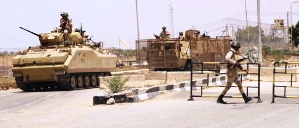 Egypte : Quatre morts dans une attaque armée contre l’aéroport d’Al Aârich