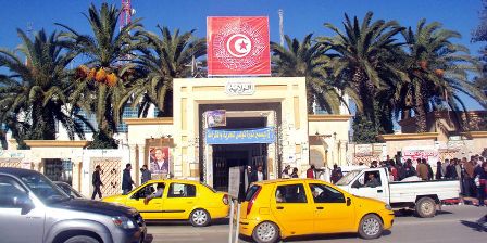 Tunisie: Des habitants en colère prennent d’assaut le siège du gouvernorat de Sidi Bouzid