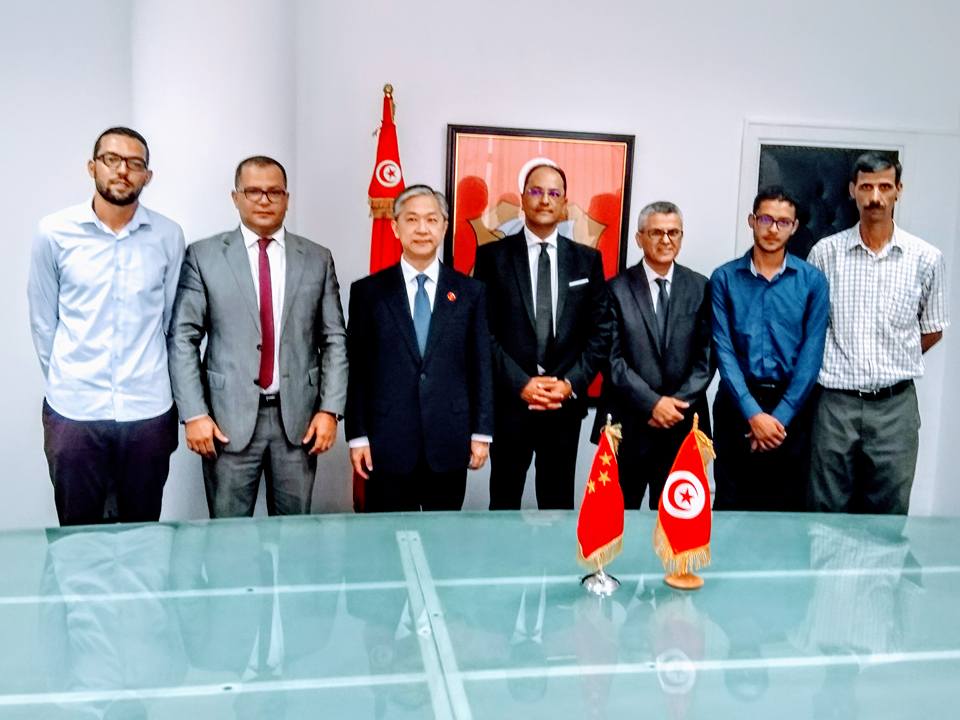 Tunisie: Signature d’un accord de don de la Chine d’un Super Calculateur