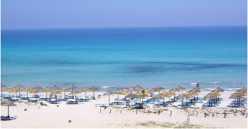 Tunisie- Un programme de nettoyage de plages sera lancé  par l’Agence de Protection et d’Aménagement du Littoral