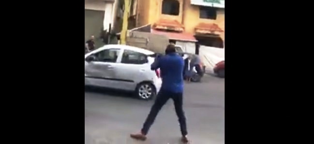 Liban : VIDEO: Deux morts dans l’attaque armée contre le convoi d’un ministre d’Etat