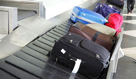 Tunisie-Vols de bagages à l’aéroport, Hichem Fourati pointe du doigt des agents et certains voyageurs