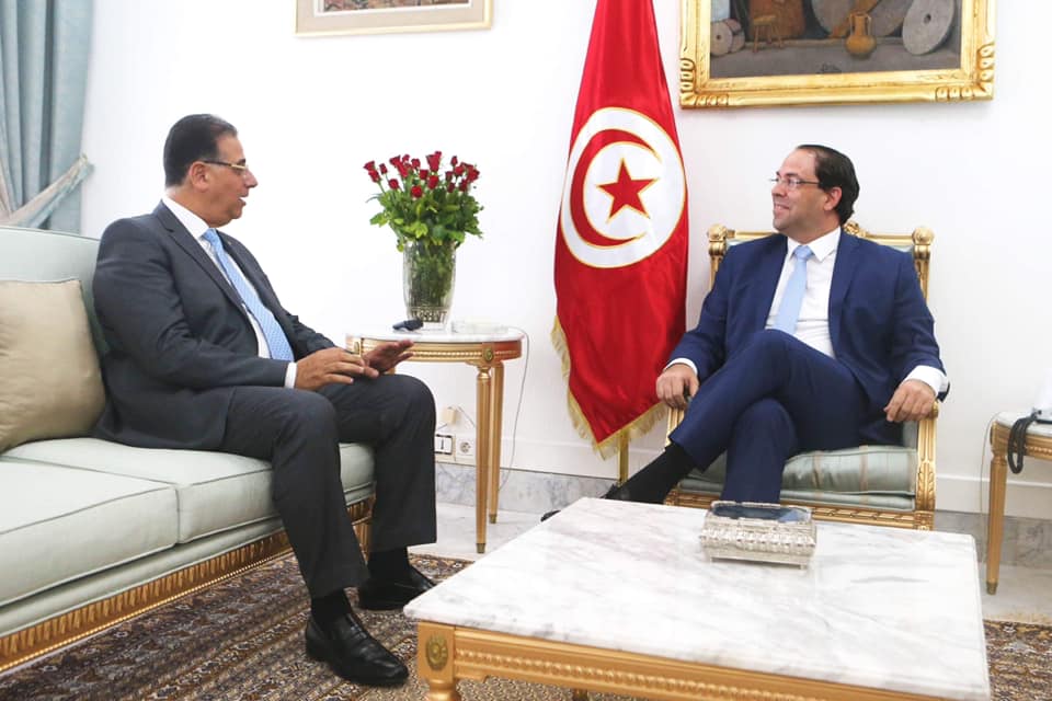 Tunisie- Chahed rencontre l’ambassadeur de l’Egypte en Tunisie