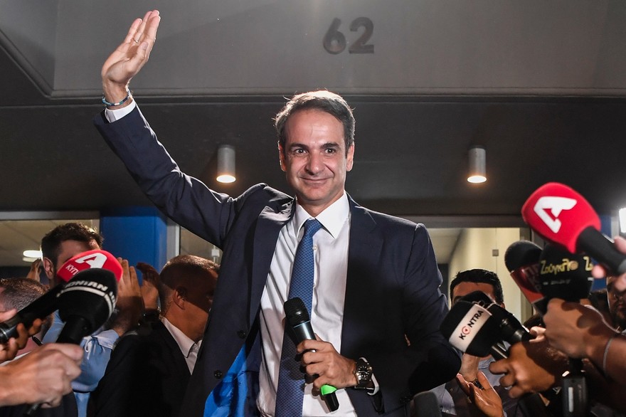 Grèce: Victoire de la droite de Kyriakos Mitsotakis devant la gauche d’Alexis Tsipras