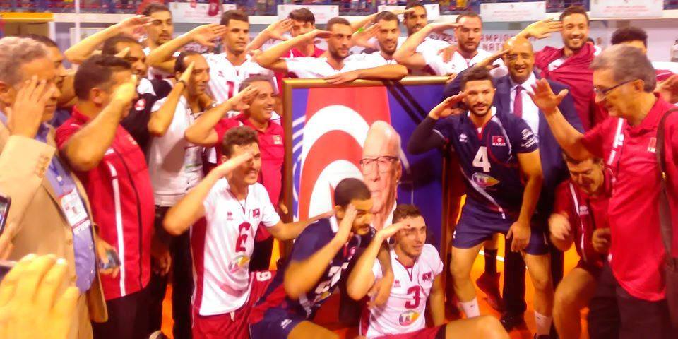 Tunisie – L’équipe de Tunisie de Volley Ball offre la coupe d’Afrique à Béji Caïd Essebsi