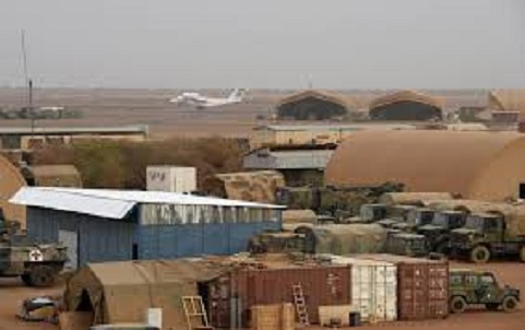 Trois blessés dans une attaque au véhicule piégé à l’entrée d’une base militaire française au Mali