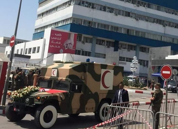 Tunisie: Transfert de la dépouille du président de la République de l’hôpital militaire au Palais de Carthage