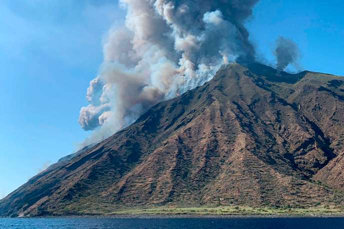 Italie: Une forte éruption du volcan Stromboli en Sicile