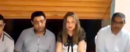 Tunisie – VIDEO : Fatma Mseddi accueillie à Sfax avec les portraits de Mohamed Morsi