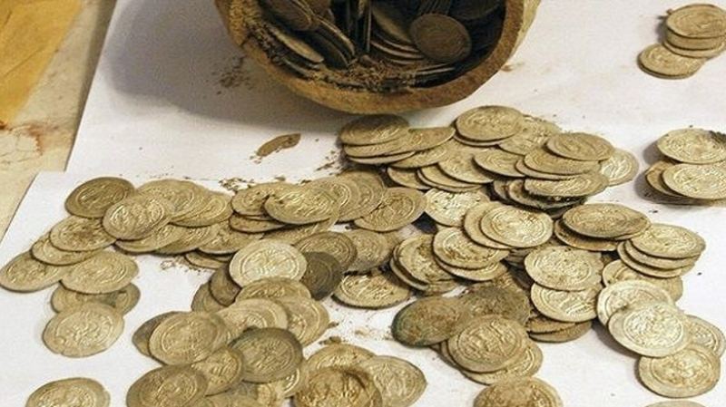 Tunisie: Saisie de 23 pièces de monnaies et une statue avec trois trafiquants d’antiquités à Kasserine