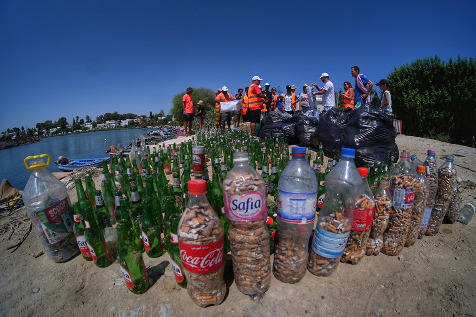 Tunisie- [photos] Le port punique de Carthage nettoyé par l’association Tunisie Recyclage et la SFBT