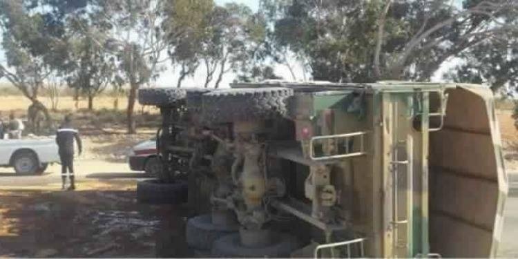 Tunisie: Deux militaires blessés dans la collision entre leur camion et un train
