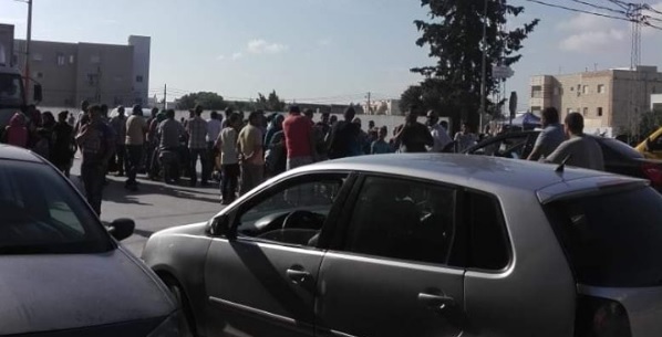 Tunisie – La Soukra : Blocage de la route entre l’Ariana et l’hôpital Mongi Slim