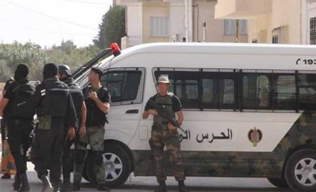 Tunisie- Saisie de huit camions chargés de marchandises de contrebande d’une valeur de 700 mille dinars