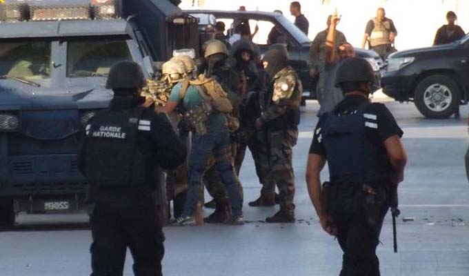Tunisie: 980 personnes recherchées arrêtées en 4 heures lors d’une campagne de sécurité