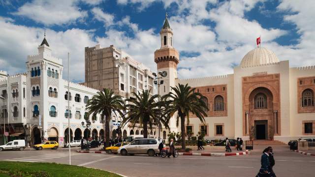 Tunisie: Assaut contre une succursale bancaire à Sfax, précisions du ministère de l’Intérieur