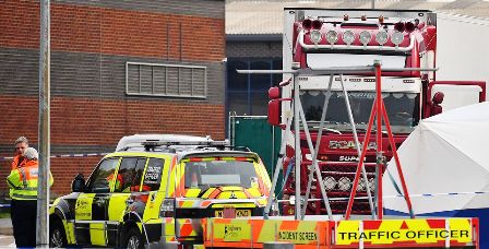 Grande Bretagne : Le camion de l’horreur : Découverte de 39 cadavres dans le container d’un camion à l’est de Londres