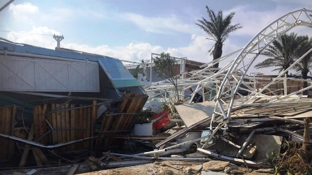 Tunisie – La Marsa : Destruction par décisions judiciaires d’installations hôtelières anarchiques sur les plages