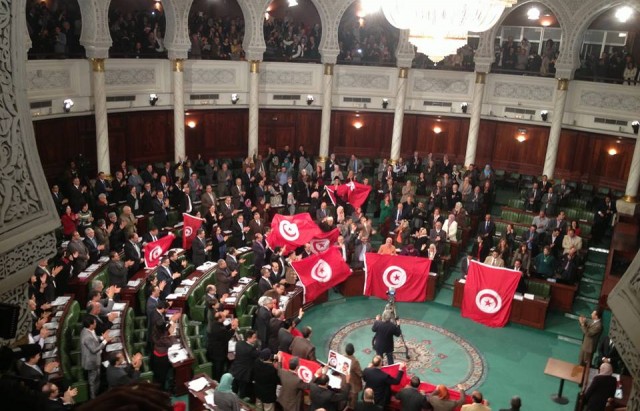 Tunisie- Les tablettes distribuées aux députés sont un don de l’ONU