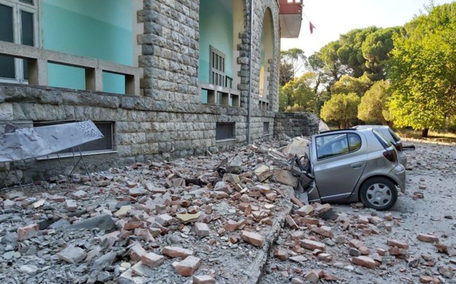 Albanie: Trois morts dans un tremblement de terre d’une puissance de 6,4 degrés sur richter