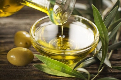 Tunisie : L’UTAP estime le prix de vente d’un litre d’huile d’olive à 8.500 dt