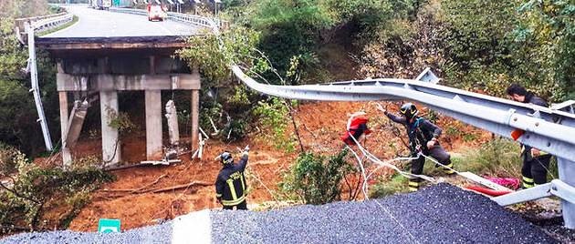 Italie : Effondrement d’un viaduc sur l’autoroute A6 à cause des pluies