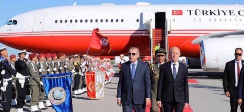 Tunisie – Erdogan a atterri en Tunisie dans l’ancien avion de Ben Ali